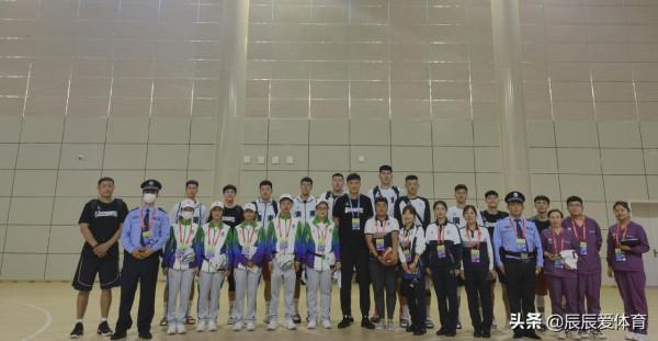 CBA三訊息：楊鳴對衛冕沒信心，杜鋒再展現高情商，李楠迎來曙光