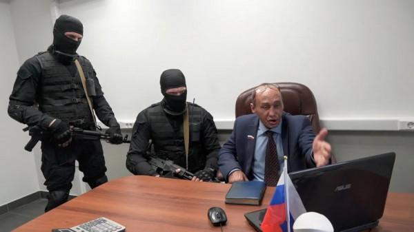 火遍中文網際網路的俄羅斯硬核警長，到底物理超度了多少狠人？