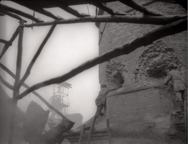 1980年，聶榮臻接見一47歲日本婦女，為何婦女下跪喊“父親”？