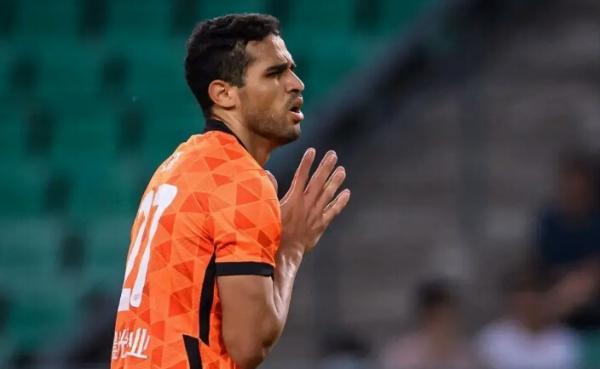 國足有救了?1米85歸化前鋒在辦手續,108場造72球,數值高於佩萊 國足有救了?1米85歸化前鋒在辦手續,108場造72球,數值高於佩萊