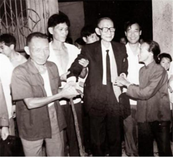 紅軍第一“叛將”90歲高齡給鄧公寫信:我有罪,我想死在老家 紅軍第一“叛將”90歲高齡給鄧公寫信:我有罪,我想死在老家