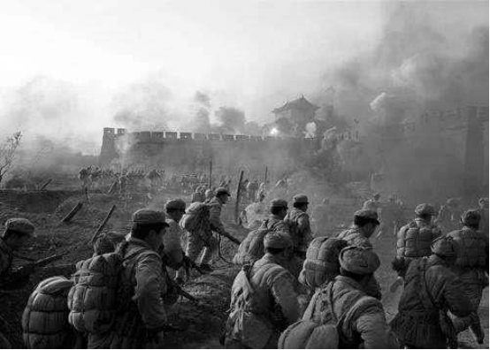 彭德懷吃掉胡宗南軍需基地，殲滅敵軍6700餘，打贏後下令撤退