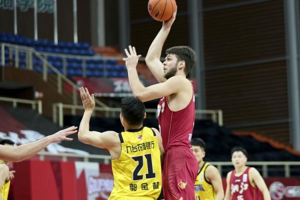 官方：浙江男籃外援拉科塞維奇正式完成註冊