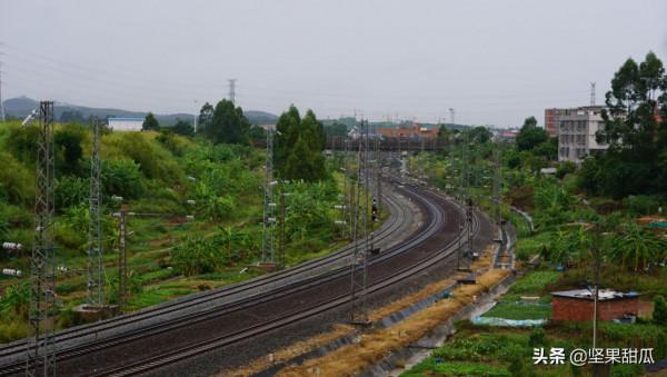 幾內亞政變對我國鐵礦石進口影響有限,主要來源是澳大利亞和巴西 幾內亞政變對我國鐵礦石進口影響有限,主要來源是澳大利亞和巴西