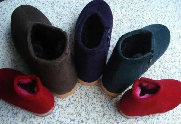 冬天農村這樣做棉鞋真暖和，比在超市買的500的鞋都暖和