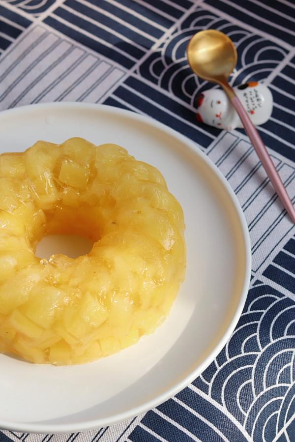 孩子愛吃果凍不用花錢買，在家也能做，沒有新增吃著也放心