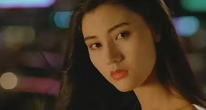 這4位童年回憶，整容之後你還認得嗎？有人變臉成一線沒人發現？