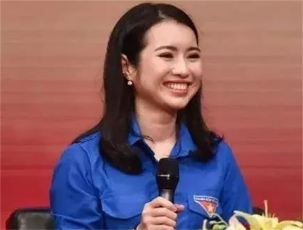 五年前，與馬雲對話的越南大學校花，後來怎樣了？