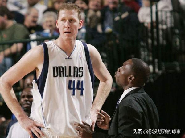 菜鳥得分為0卻拿了兩雙？看，還有個得分不上雙卻拿了三雙的人