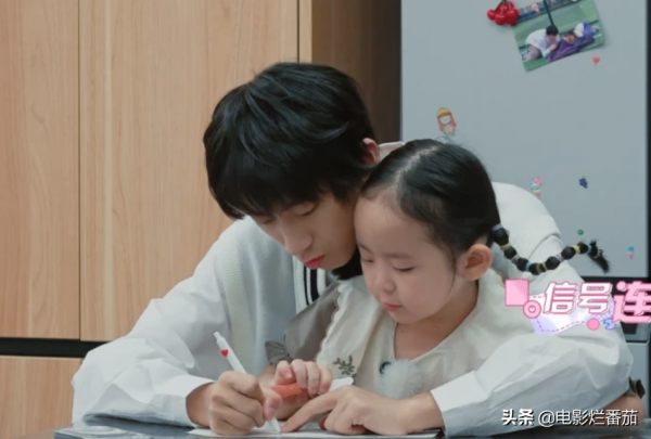 沒想到，國綜的“年度最佳”，竟然是一檔萌娃真人秀