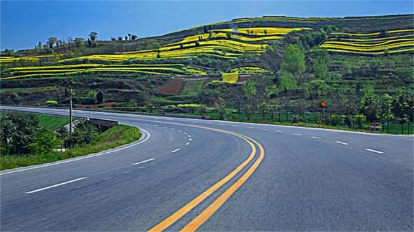 秦嶺這幾條公路太適合自駕了,秋天的好去處,去過的人都讚不絕口 秦嶺這幾條公路太適合自駕了,秋天的好去處,去過的人都讚不絕口