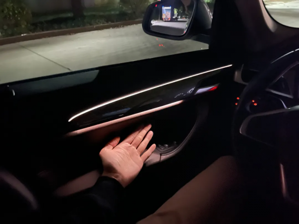 插混寶馬X1：110km續航升級，通勤成本堪比電車