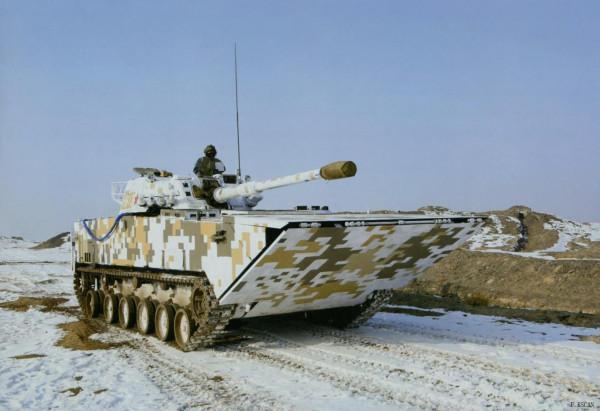 搶灘火力孰強？105MM火炮對12.7MM機槍，中美兩棲戰車火力對比