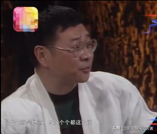 同是李連杰孩子，利智和黃秋燕的女兒，享受的父愛有差別