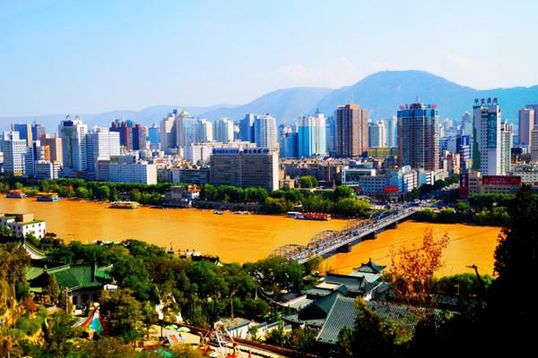 蘭州火車站的錯別字存在了68年,是故意為之還是無意之舉? 蘭州火車站的錯別字存在了68年,是故意為之還是無意之舉?