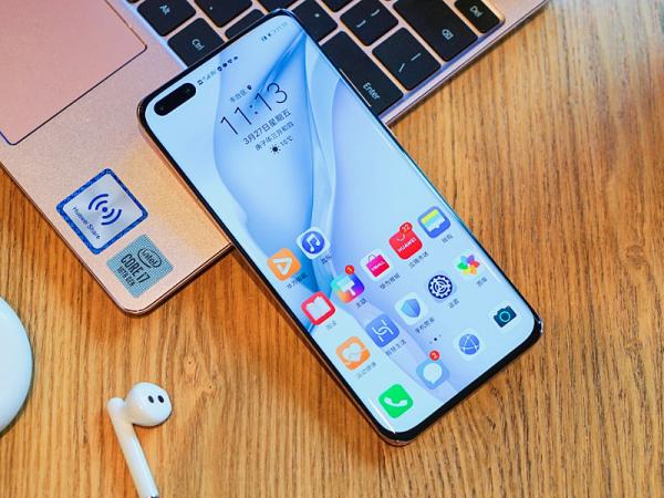 還有小屏旗艦嗎?翻箱倒櫃找出3款,閉著眼買就可以 還有小屏旗艦嗎?翻箱倒櫃找出3款,閉著眼買就可以