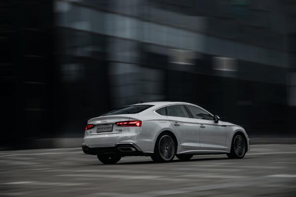 試駕奧迪A5 Sportback,藝術派的代表 試駕奧迪A5 Sportback,藝術派的代表
