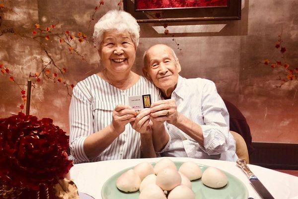 許瑋寧喊話96歲外公「等你,張眼看看我們一眼」 網集氣早日康復 許瑋寧喊話96歲外公「等你,張眼看看我們一眼」 網集氣早日康復