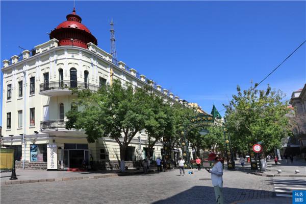 哈爾濱有條堪稱亞洲第一街:仿歐建築71棟,“黃金”鋪就的石頭路 哈爾濱有條堪稱亞洲第一街:仿歐建築71棟,“黃金”鋪就的石頭路