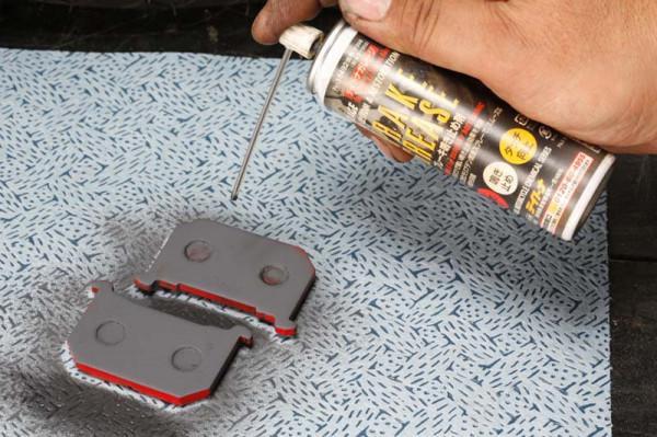 自己動手,快速換剎車皮的小技巧 自己動手,快速換剎車皮的小技巧