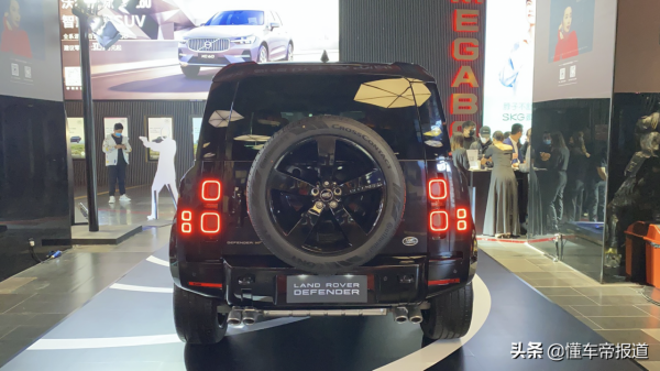 新車 | 售價170.0007萬元,路虎衛士V8 007典藏版上市,賓士G 500對手 新車 | 售價170.0007萬元,路虎衛士V8 007典藏版上市,賓士G 500對手