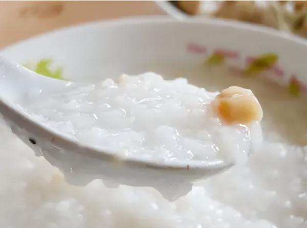 50歲的浙江農村男人經常親他老婆，知道真相後大家眼睛哭紅