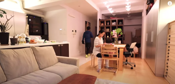 27歲日本家庭主婦圍著孩子轉的一天，卻被人羨慕她的從容優雅