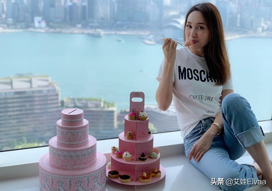 郭可盈女兒12歲生日真隆重！穿上萬套裝打扮奢侈，顏值被爸拉垮