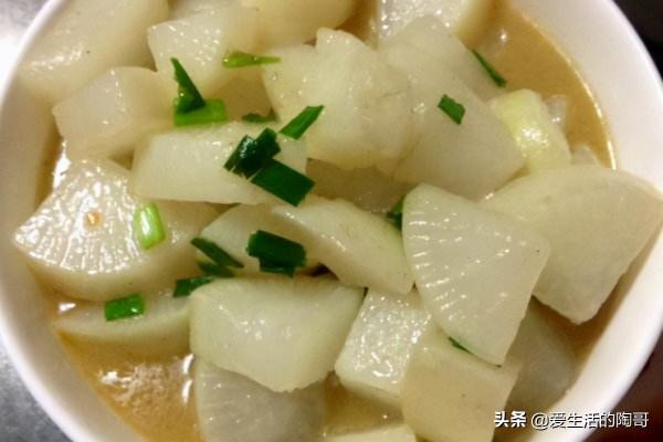 冬天進補，春天打虎，多吃3黑，3白，滋養身體，驅寒保暖，康過冬