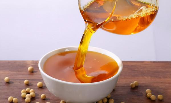 花生油、大豆油、玉米油,哪種比較健康?不妨瞭解一下 花生油、大豆油、玉米油,哪種比較健康?不妨瞭解一下