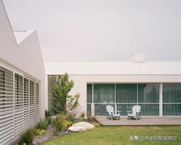 275㎡的濱海別墅，打造獨屬於海邊的度假風情