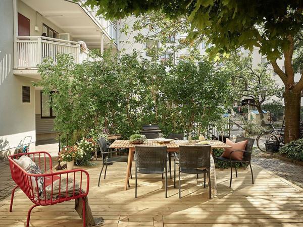 她喜歡簡潔，抓住溫柔低飽和色調，把53㎡的家變成乾乾淨淨的模樣