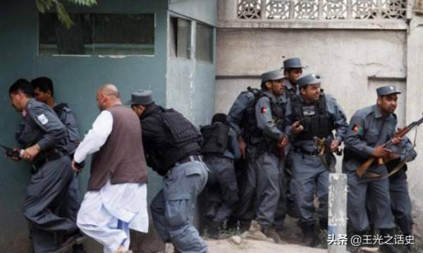 20年打掉2萬億美元，阿富汗是如何逼瘋美國的？