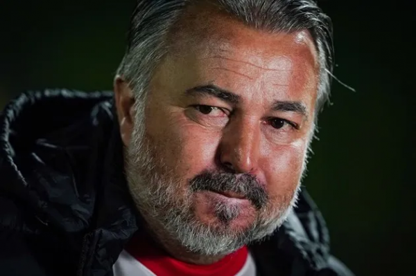 外媒:亞森拒絕中國球隊報價,與保加利亞國家隊續約 外媒:亞森拒絕中國球隊報價,與保加利亞國家隊續約