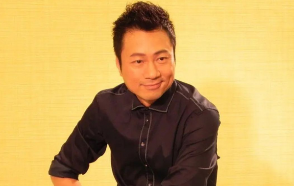 TVB的老戲骨，曾經獲得視帝，在《開拍吧》中打破水土不服的質疑