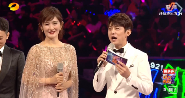 27位明星的跨年，有人翻車，有人悶聲幹了件大事上了《新聞聯播》