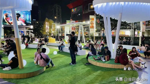 Central World盛裝迎聖誕！Merry Christmas