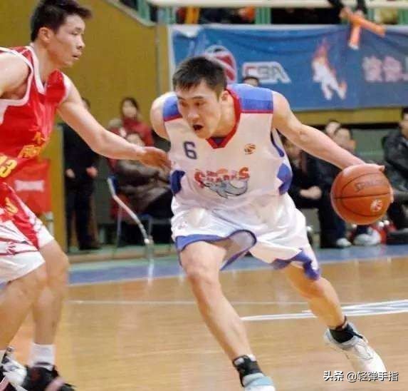 「盤點CBA名將系列」“上海男籃老隊長”章文琪 「盤點CBA名將系列」“上海男籃老隊長”章文琪