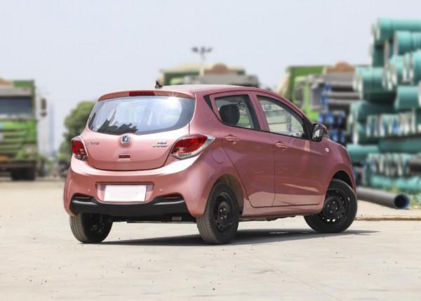 2.98萬系列之長安奔奔E-star，燃油車底子比新造純電有這幾個優勢