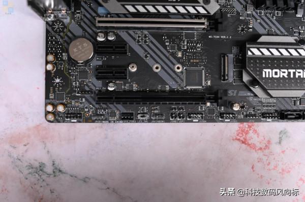 雙十一換個更漂亮的機箱,星曜者DF800上手 雙十一換個更漂亮的機箱,星曜者DF800上手