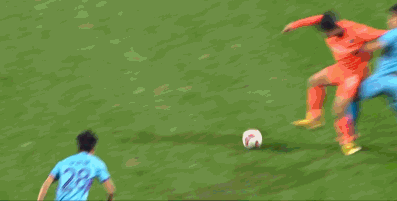 足協官方：江西北大門球員朱明鑫鳴哨後推搡染紅，停賽3場罰款3萬