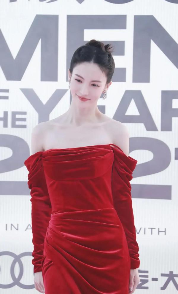 紅裙金晨美翻了 紅裙金晨美翻了