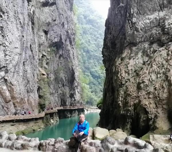 神奇大小七孔景區,美如仙境,疑是人間,讓人流連忘返,太美了 神奇大小七孔景區,美如仙境,疑是人間,讓人流連忘返,太美了