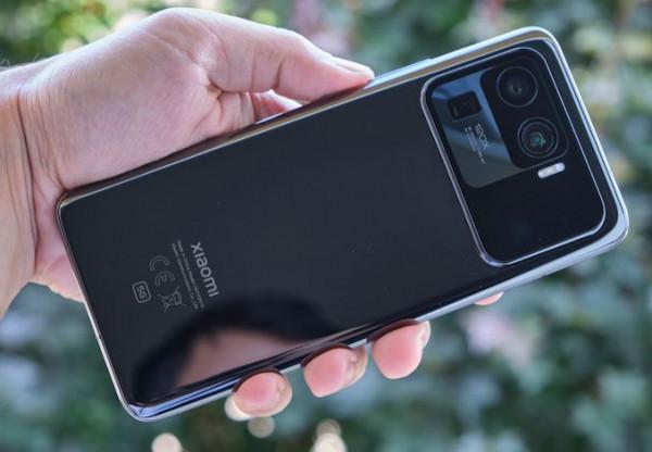 上半年釋出的旗艦是否值得入手?這兩款就很不錯,各方面都很全面 上半年釋出的旗艦是否值得入手?這兩款就很不錯,各方面都很全面