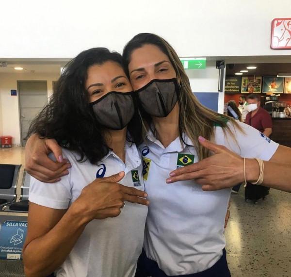 太尷尬!女排賽場發生頒錯獎事件,奧運亞軍兩大主力深陷烏龍鬧劇 太尷尬!女排賽場發生頒錯獎事件,奧運亞軍兩大主力深陷烏龍鬧劇