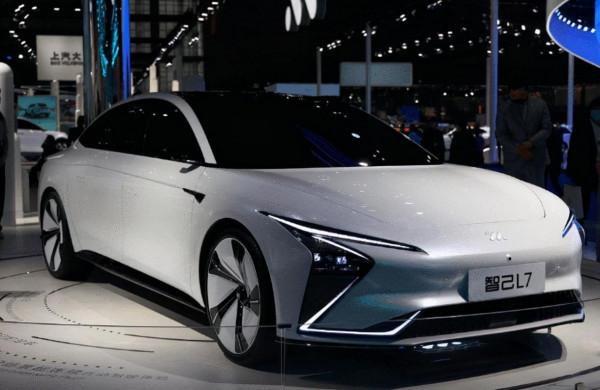 263款新能源車減免購置稅，華為智選問界M5亮相