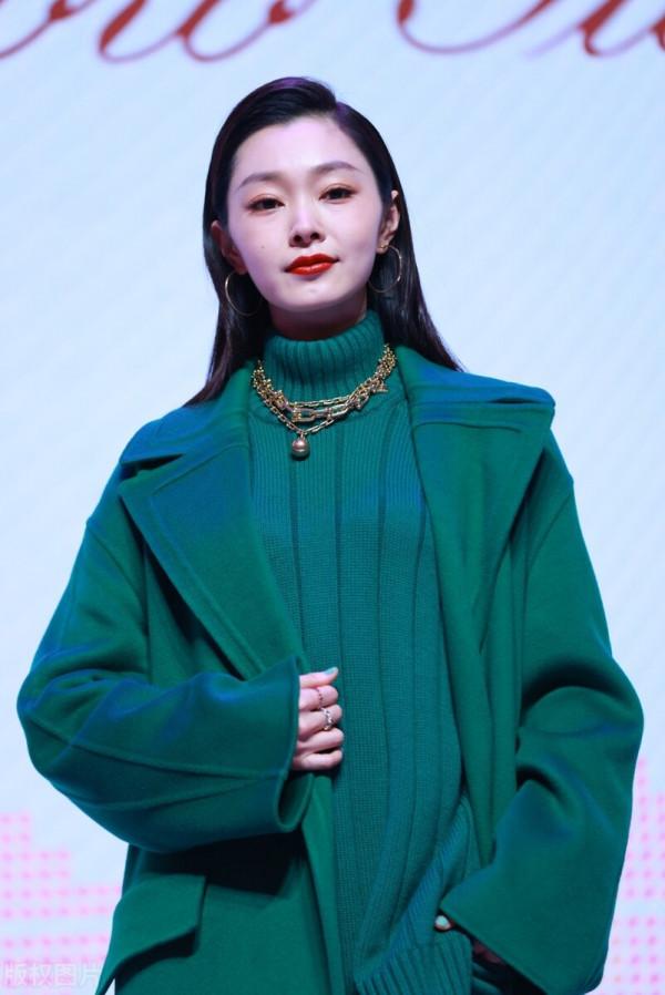 綠色的宋軼，彰顯貴族風範