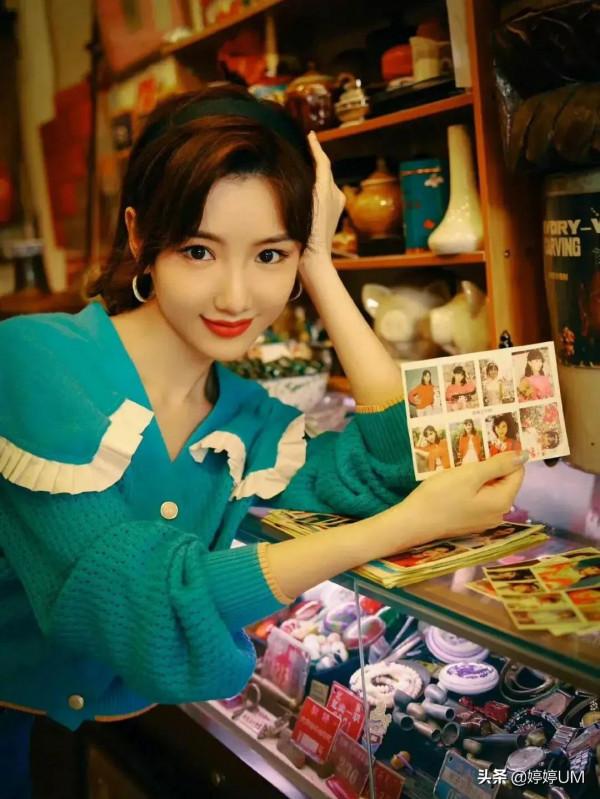 毛曉彤，膚白貌美、笑容甜美、可甜可酷，好看的女孩子誰不愛呢