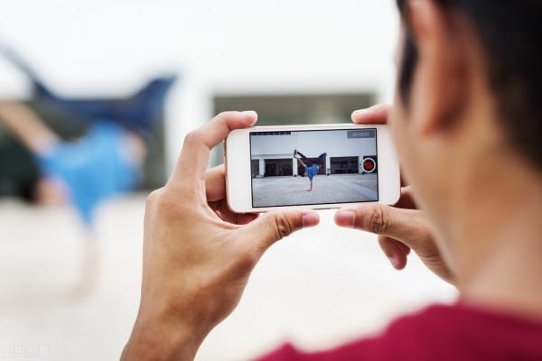 笑不笑由你:兩則小故事 笑不笑由你:兩則小故事