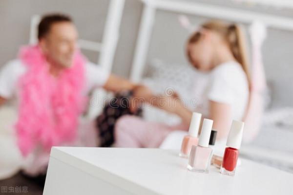 父親30年前拋妻棄子，如今想回來養老，兒子：我吃泡麵，養不了你